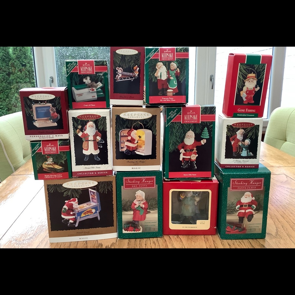 Huge lot of vintage Hallmark ornaments - Picture 1 of 7